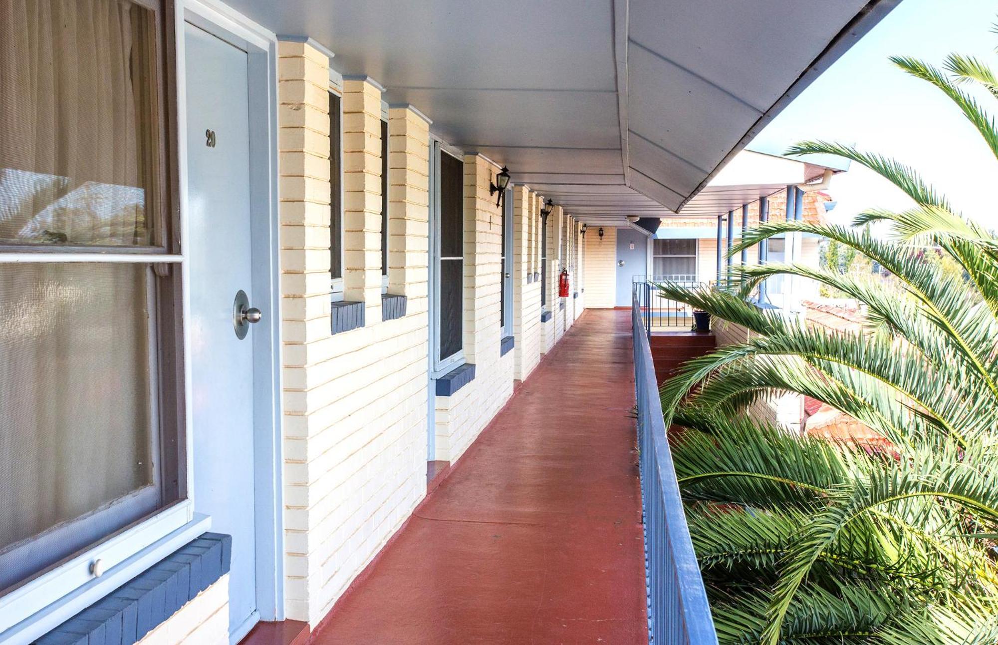 Cowra Motor Inn Exteriér fotografie